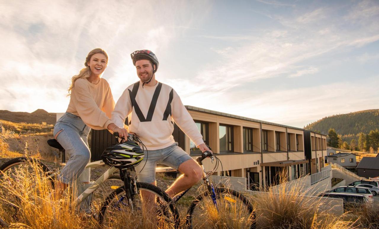 Galaxy Boutique Hotel Lake Tekapo Buitenkant foto The hotel in 2019