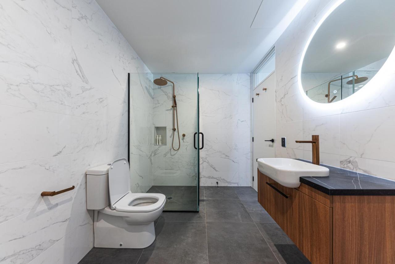 Galaxy Boutique Hotel Lake Tekapo Buitenkant foto Bathroom