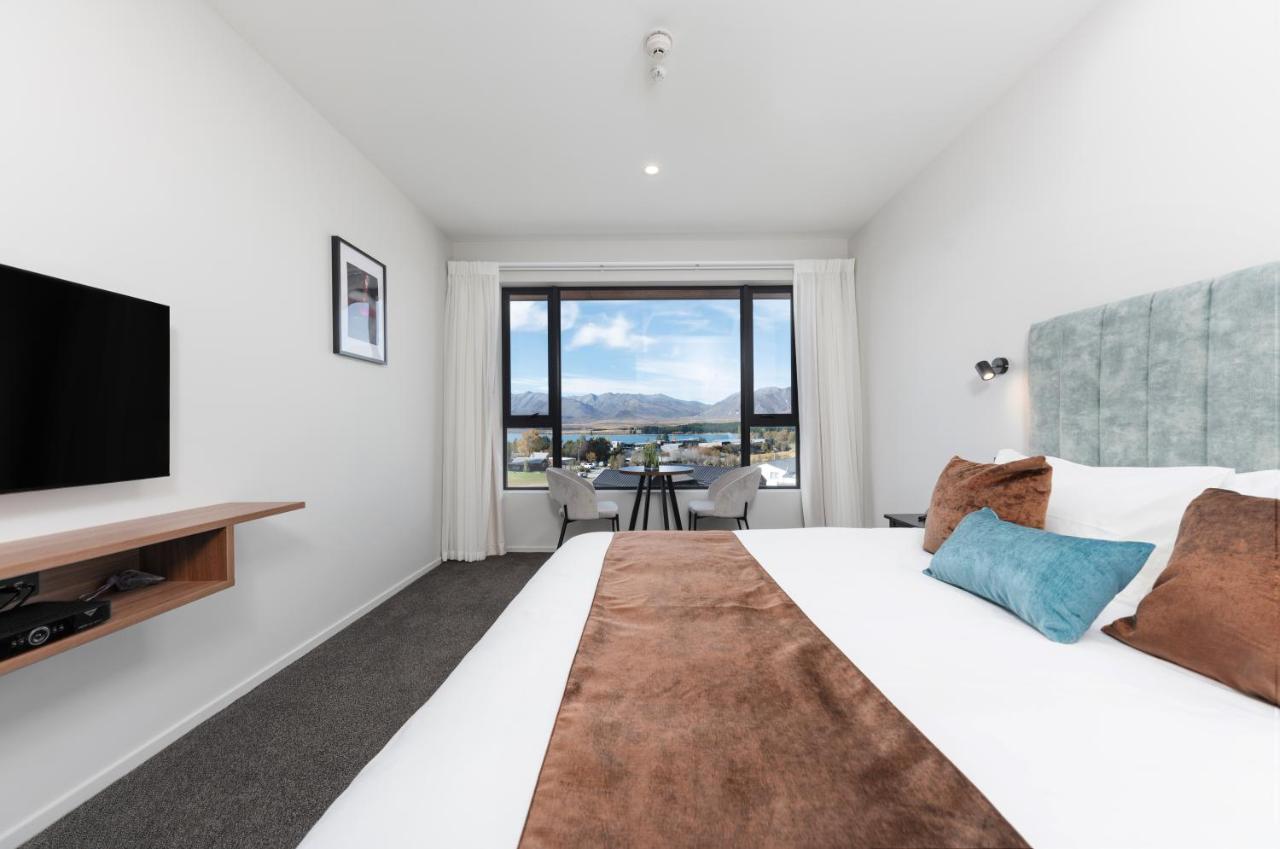 Galaxy Boutique Hotel Lake Tekapo Buitenkant foto A typical hotel room